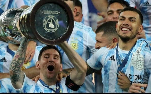 アルゼンチン代表MFパレデスがコパ・アメリカ優勝の“タトゥー”を刻む！南米王者の証