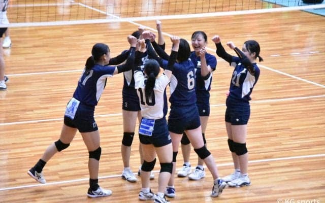 【バレーボール部女子】　秋季リーグ開幕戦、黒星発進