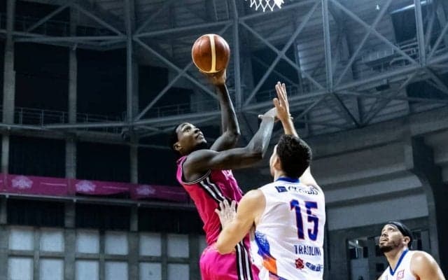 ディフェンスが機能し、新戦力がハマった秋田ノーザンハピネッツが茨城ロボッツとの開幕戦に21点差の快勝