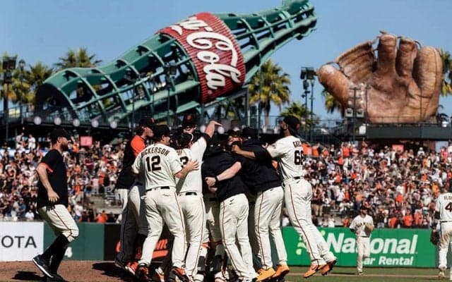 ジャイアンツ、最終戦で勝利し9年ぶり地区V　球団新107勝にMLB公式「アメージング」