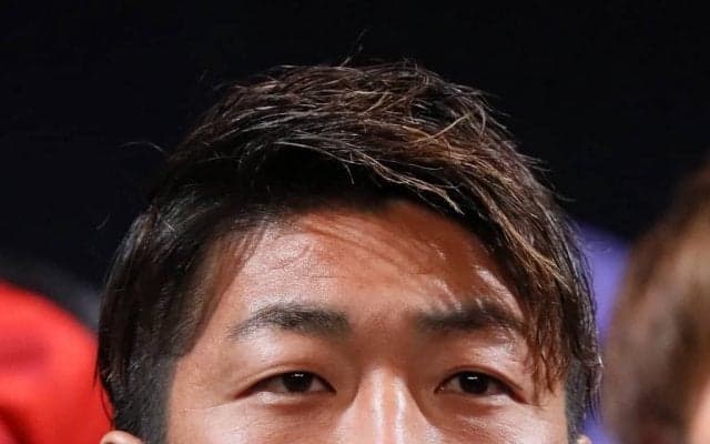 【J2“ラスト10試合”へ】磐田・京都「2強」を追う甲府に「35歳の点取り屋」高崎寛之が加入！「ラストピースとして自分の力をすべて出して戦う」【戸塚啓のJ2のミカタ】(2)