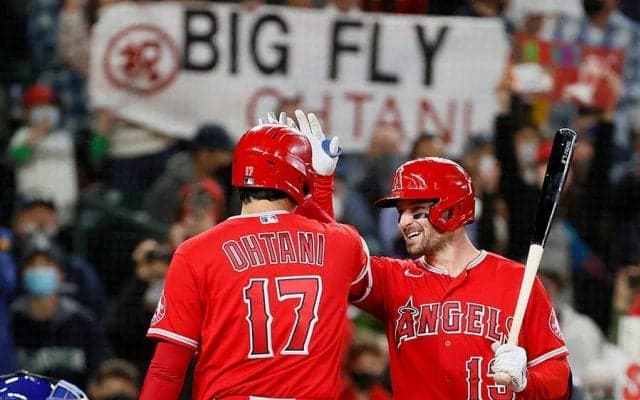 【MLB】「神話のようなシーズン」大谷翔平が有終の美、今季最後の“ビッグフライ”に日米感激