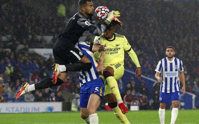 大雨の中探していたのは「歯」…冨安と共に守備を支えるアーセナルDFに悲劇