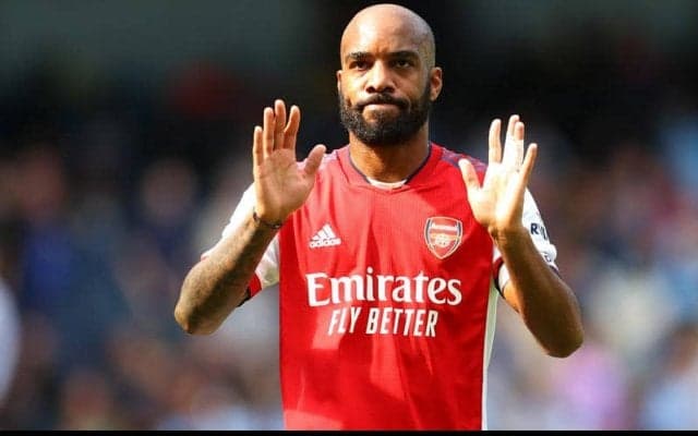 ラカゼット退団近づくアーセナル、2人のイングランド代表ストライカーをリストアップか