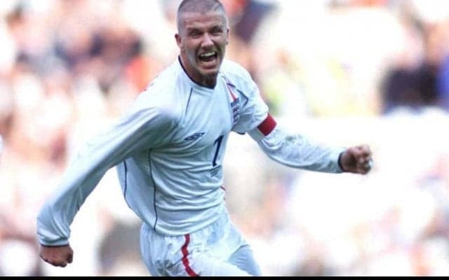 フランスW杯の戦犯が…ベッカム史上最高のFKから20年「特別な瞬間だった」