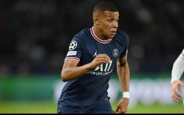 ムバッペ母が息子とPSGの契約延長に注目発言「すべてが順調に」