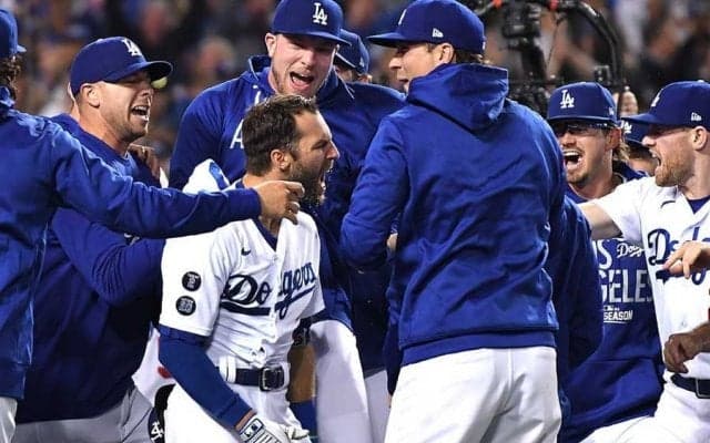 【MLB】「とてつもない名勝負」「最高すぎ」　サヨナラ決着の“1試合決戦”に日本のファン興奮