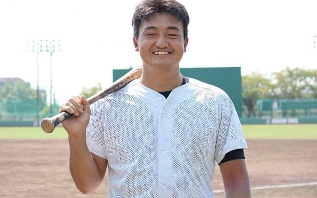 【大学野球】佐藤輝明に並ぶ3戦連続HRを放った関大の大型捕手　ドラフト候補に急成長できたワケ