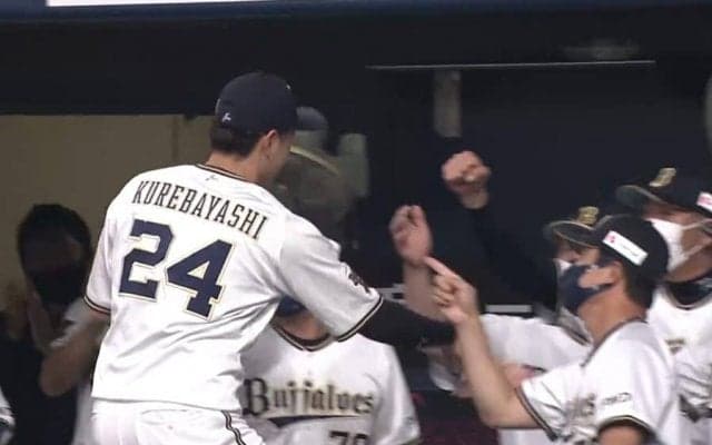 「鳥肌立った」「芸術的」オリ守備陣の珍しい“7-6-2-5”併殺にファン興奮