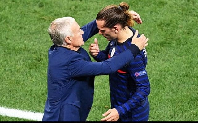 フランスが大逆転でUNL決勝へ！ デシャン＆グリーズマンが喜び噛みしめる