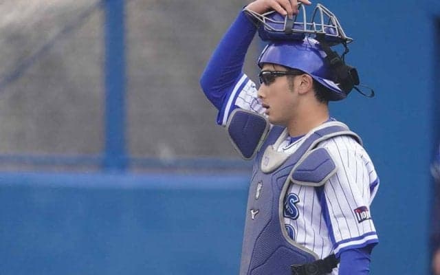 12球団最終指名から這い上がる苦労人　DeNA正捕手候補は阪神梅野も認める鬼肩の持ち主