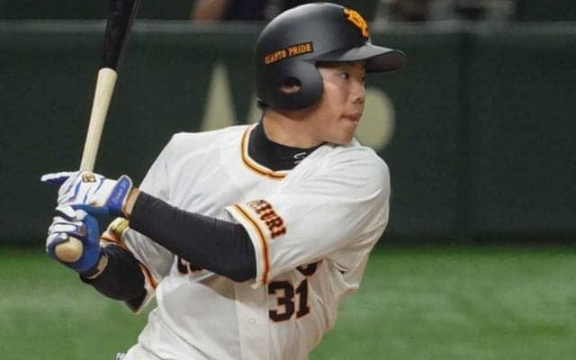 巨人・松原、王貞治に並ぶ25試合連続安打！　球団3位タイ、第4打席で中前打