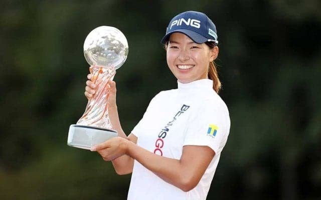 涙のV渋野日向子「嘘じゃないかと…」　スランプの苦悩吐露「19年を超えるのは…」