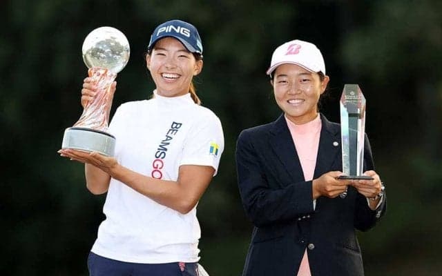 渋野日向子にPOで惜敗　ピン直撃の不運も、アマ佐藤心結は“充実”の涙「やりきった」