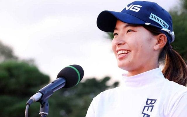 渋野日向子「まだまだ長い人生の途中」　富士山そびえる絶景ショット＆復活Vの思い投稿