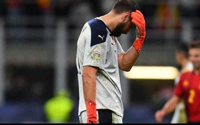 ミラニスタからのブーイングに涙のドンナルンマ、サッキ氏はファン心理に理解「明らかな裏切りがあった」