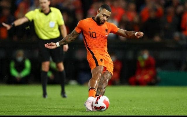 メンフィス・デパイ、1年間の代表ゴール数でクライファート超え！