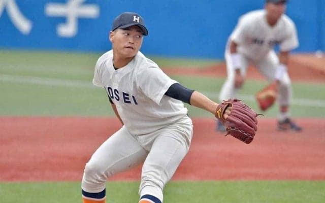 DeNAドラ4三浦銀二、ドラ2徳山壮磨へライバル心　指名翌日に投げ合い「負けたくない」