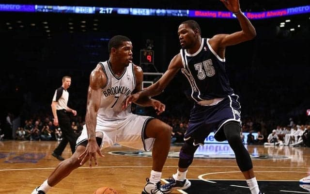 ジョー・ジョンソンが同じ背番号のデュラントに「もし永久欠番になったら…」