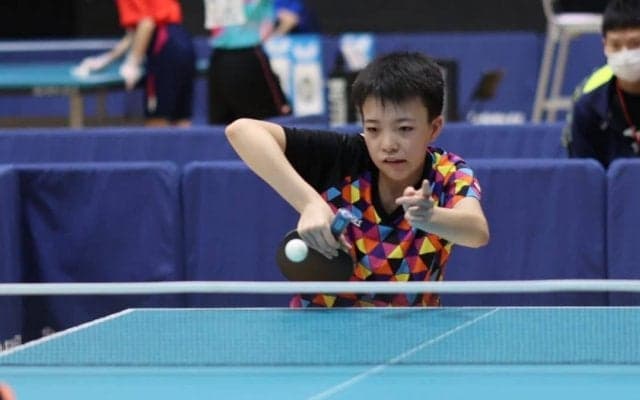 13歳・小塩悠菜、トップ名古屋と契約　独特なグリップで戦うオールラウンダー