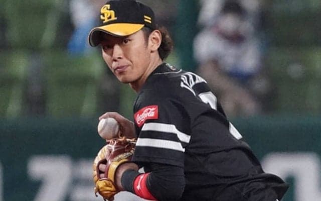 「強肩超えて狂肩」　ソフトバンク今宮、バズーカ炸裂「4-6-3」の“超速併殺”