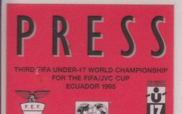 後藤健生の「蹴球放浪記」第80回「真っ黒な階段をロウソク頼りで」の巻(1)「エクアドルには『イグアナの木』がある!?」