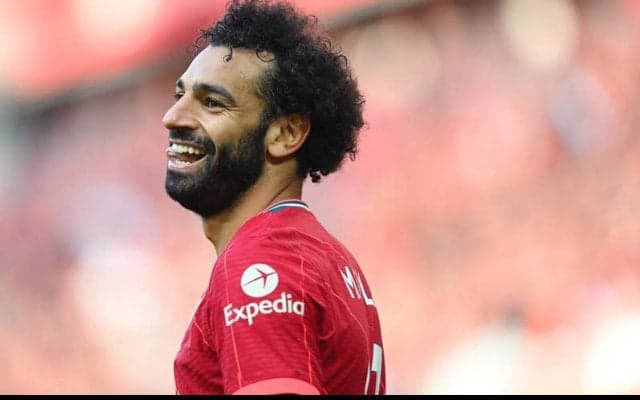 サラーが7戦連発でクラブの月間最優秀選手に　「常にゴールを決め、チームを助けようとしている」