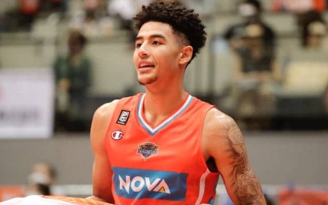 昨季新人賞ベスト5を受賞した広島のマーフィーが全治未定の負傷