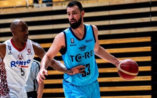 熊本が昨季A東京など3クラブでプレーしたカイル・バローンと契約合意