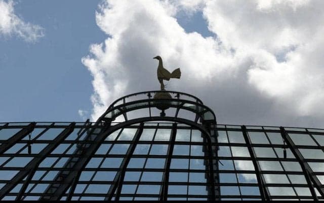 トッテナムで2選手がコロナ陽性に、10日間の隔離へ