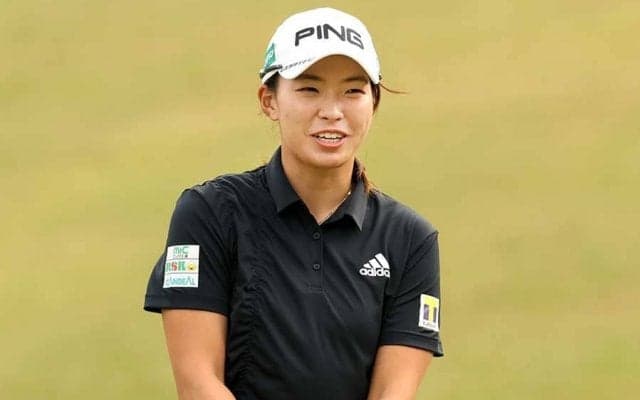 渋野日向子が1打差3位浮上　「むしゃくしゃ」の後半粘り2週連続V射程「少しは大人に」