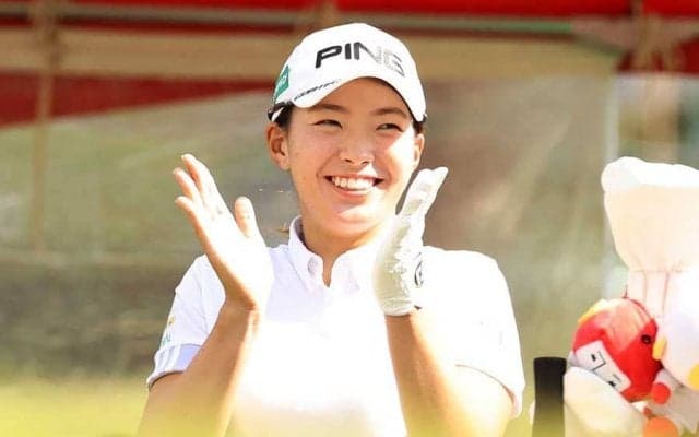 チェックスカートの渋野日向子、鮮やかシャツの古江彩佳も…JLPGAフォトギャラリー公開