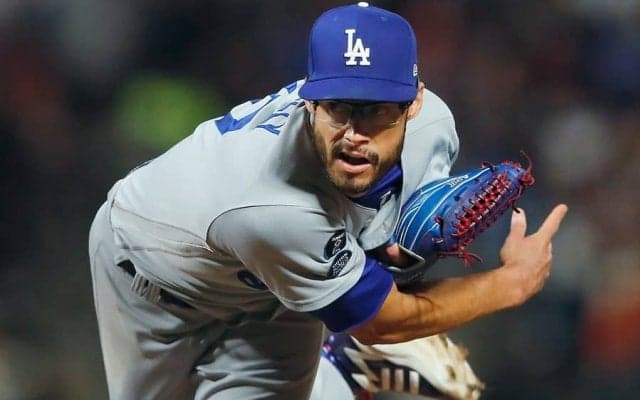 【MLB 優勝決定S】「これはピッチングのくしゃみ」　カクカク“珍投法”に驚き「なんて狂人なんだ」