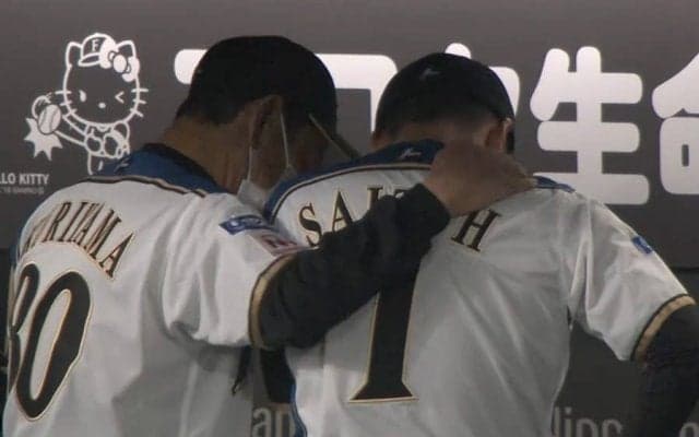 笑顔貫いた斎藤佑樹が突然の号泣…　栗山監督との“やり取り”に「もらい泣きした」
