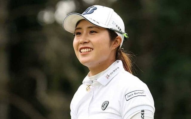 「伊藤園カラー!?」「この色、目立つ」　限定色の抹茶アウディに乗った大里桃子に反響