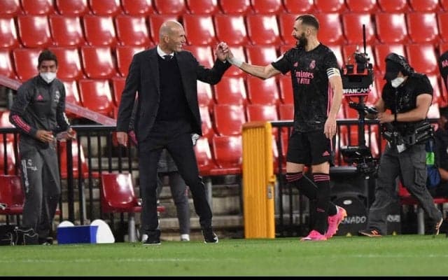 ジダン、教え子ベンゼマをバロンドールに推す「雲の上の存在だ」