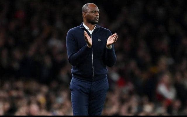 終了間際の失点で古巣相手に痛恨ドローのヴィエラ監督　「我々のほうがより優れたチームだったが…」