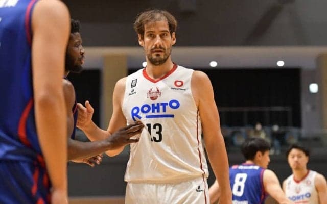 奈良のデイビッド・ドブラスが1試合の出場停止…17日の青森戦で失格・退場