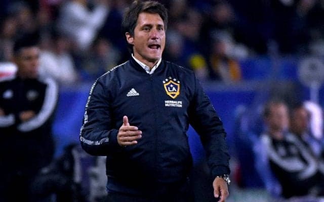 W杯出場困難なパラグアイ代表、新監督にボカやLAギャラクシーを率いたバロス・スケロット氏を招へい