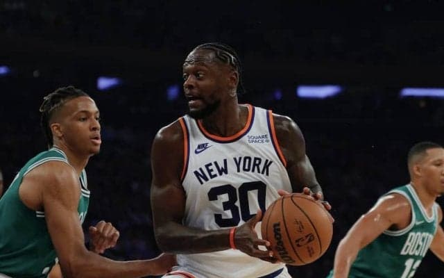 熱戦を制したニックス、ランドルは「みんながビッグプレーをして我々は成し遂げた」