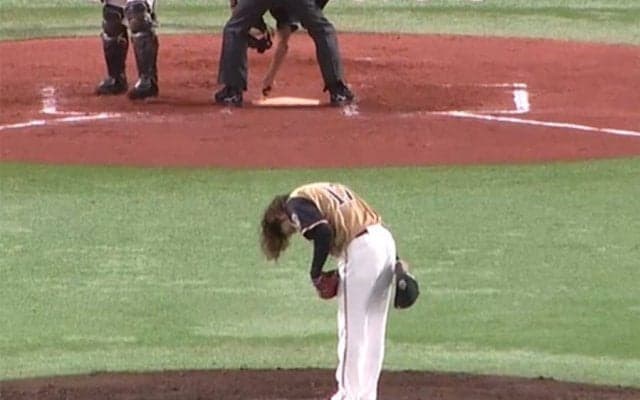 引退の鷹・長谷川へ最敬礼　日ハム伊藤大海のお辞儀に感動の声「泣かされた」