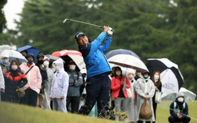 松山英樹、前半で7アンダー単独首位に浮上　第1R首位の岩田寛は2打差3位に後退