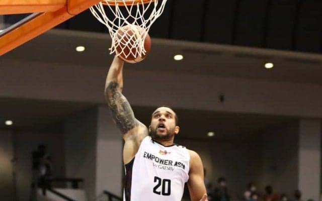 Bリーグ第3節のベストオブタフショット…1位はエリアス・ハリスの叩き込みダンク！