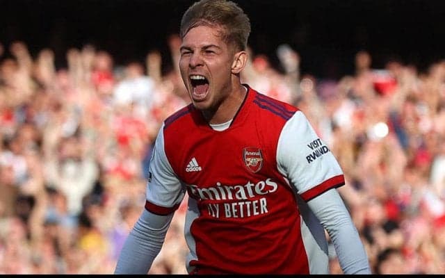 背番号10を背負うスミス・ロウ、生涯アーセナル宣言！「ずっとここで過ごしたい」