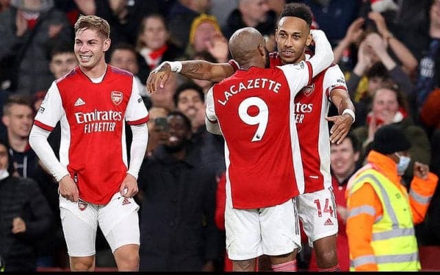 アストン・ビラを下したアーセナルが3試合ぶりの白星を飾る！《プレミアリーグ》