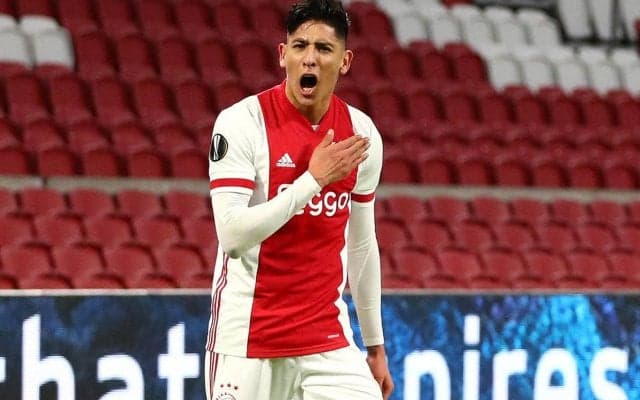 ハリウッド女優から移籍の誘い!? メキシコの至宝MFエドソン・アルバレスが今夏の出来事を明かす「彼女は僕に電話をかけた」