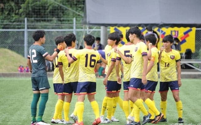 【ソッカー男子】早慶定期戦特集第４弾！　酒井綜一郎選手 ×橋本健人選手 〜荒鷲軍団の象徴＆心臓〜