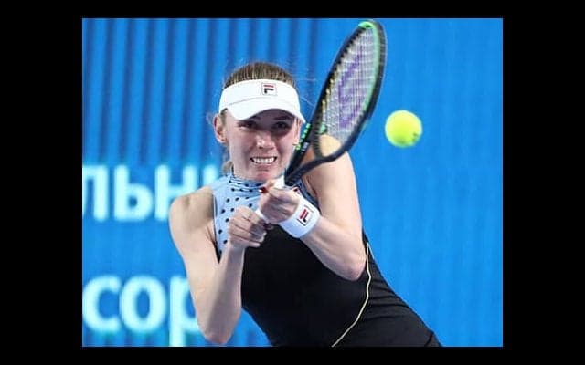 サッカリの途中棄権で決勝へ