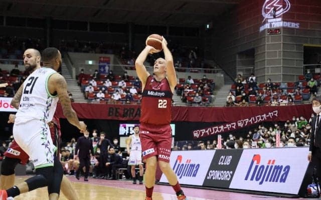 川崎の大黒柱・ファジーカスがB1通算2500本のディフェンスリバウンドを達成！