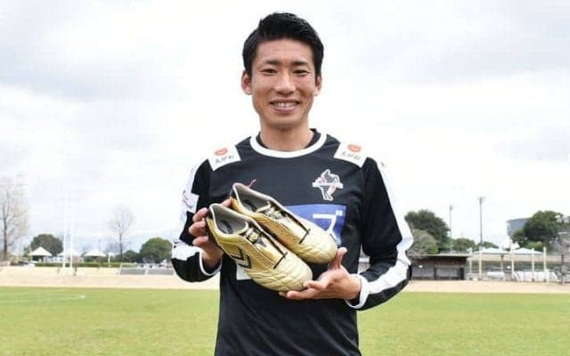 現役サッカー選手が2つの会社を経営し、斬新な活動を始めた理由。「試合で履くスパイクをファンに購入してもらう」って？